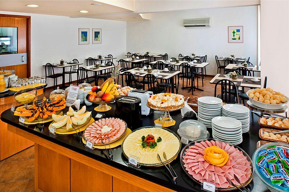 Collins Trade Hotel 阿雷格里港 外观 照片