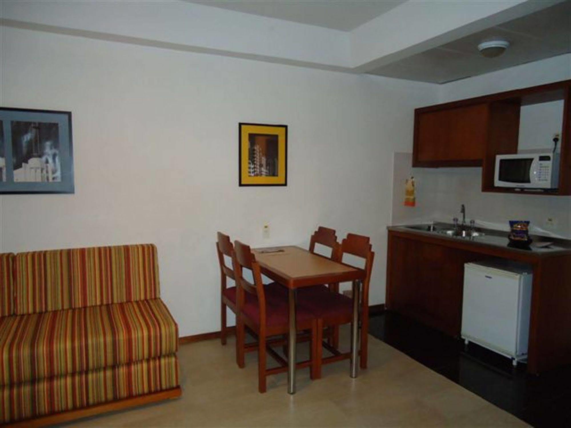 Collins Trade Hotel 阿雷格里港 外观 照片